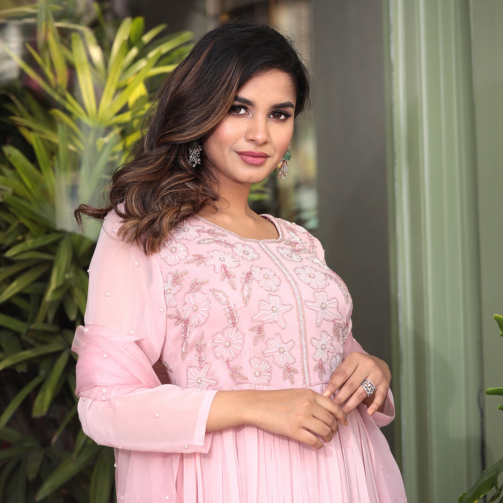 Short georgette kurta with tonal hand emb, flared georgette gharara and organza dupatta - Image 4